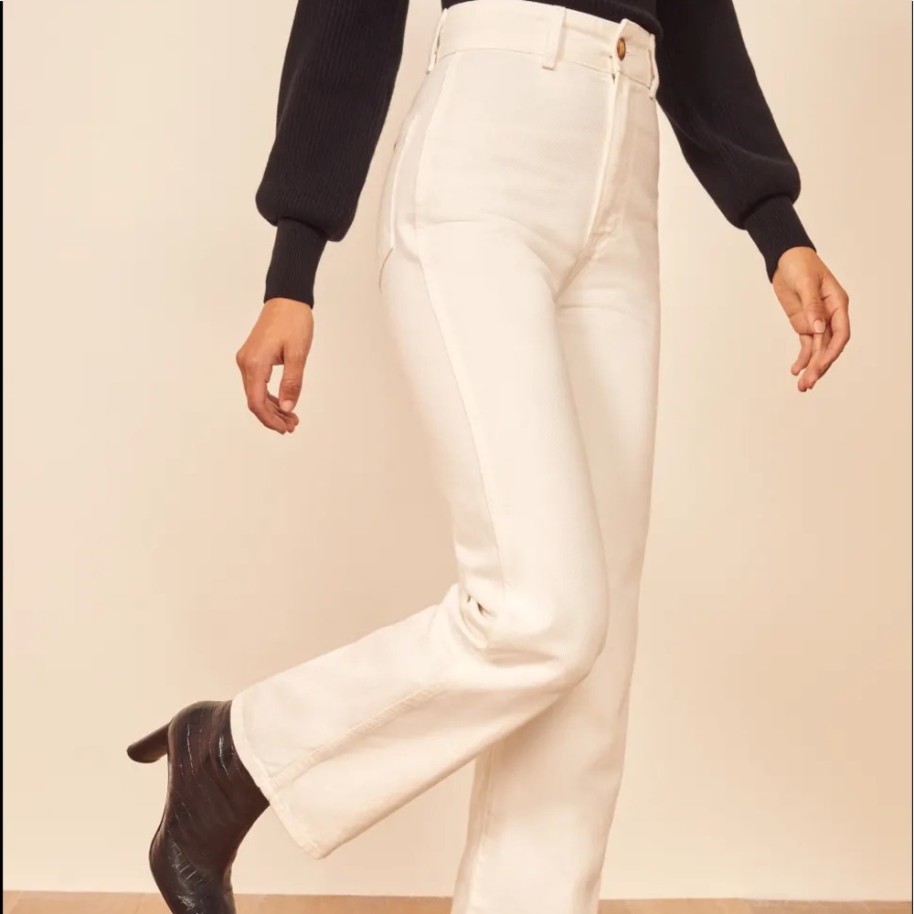 Reformation High-Rise Wide-Leg Jeans in Off-White - Picture 3 of 12